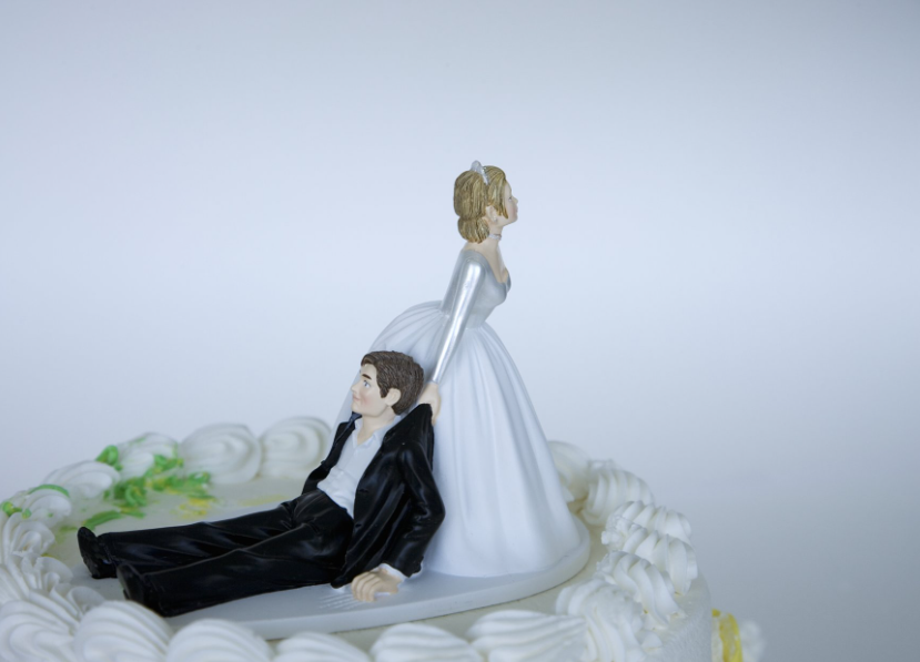 10 креативных извинений, которые помогут избежать посещения свадьбы